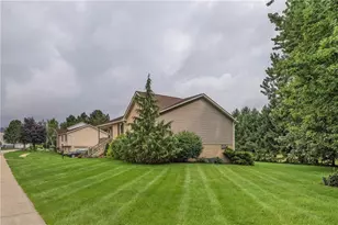 4 Spencer Dr, Penn Twp, PA 15642 - Photo 4