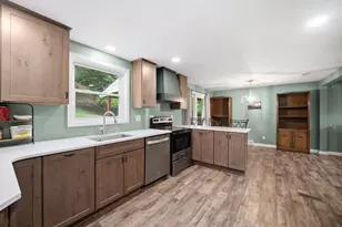 361 Algoma Dr, Pittsburgh, PA 15236 - Photo 8
