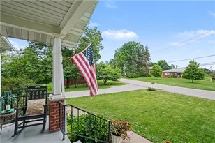 481 Cecil-Henderson Rd, Cecil, PA 15321 - Photo 4