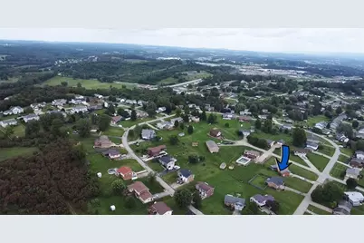 302 Virginia Cir, South Union Township, PA 15401 - Photo 4