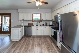 302 Virginia Cir, South Union Township, PA 15401 - Photo 12