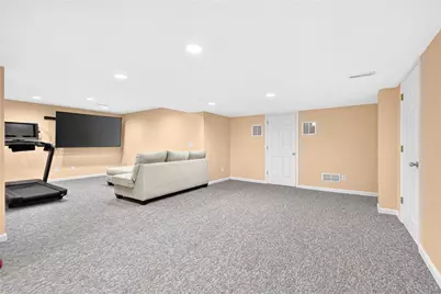 135 Hall Rd, Center Township, PA 15001 - Photo 36