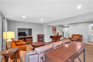 7001 Wellington Ct, Penn Twp, PA 15644 - Photo 38