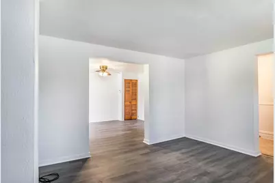 615 Beltzhoover Avenue, Pittsburgh, PA 15210 - Photo 6