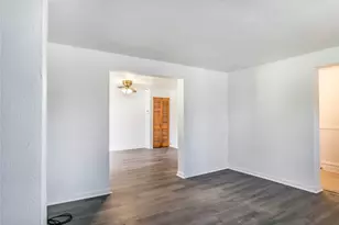 615 Beltzhoover Ave, Pittsburgh, PA 15210 - Photo 6