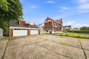 1911 McLean St, Aliquippa, PA 15001 - Photo 32