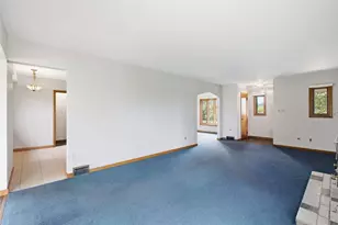 1722 Worcester Dr, Scott Township, PA 15243 - Photo 8