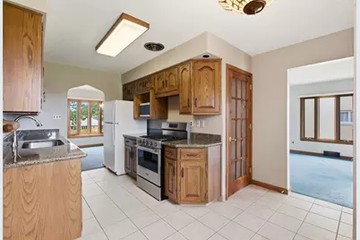 1722 Worcester Drive, Scott Township, PA 15243 - Photo 16