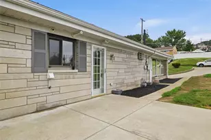 4930 Gardenville Rd, Pittsburgh, PA 15236 - Photo 4