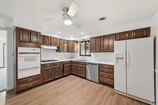 4930 Gardenville Rd, Pittsburgh, PA 15236 - Photo 14