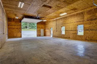 524 Munntown Rd, Nottingham, PA 15332 - Photo 6