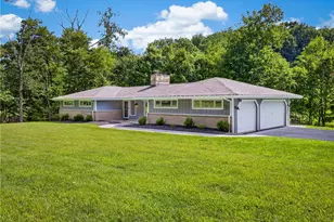 524 Munntown Rd, Nottingham, PA 15332 - Photo 2