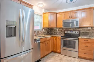 155 Thorndale Dr, Chippewa Township, PA 15010 - Photo 6