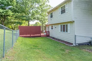 155 Thorndale Dr, Chippewa Township, PA 15010 - Photo 2