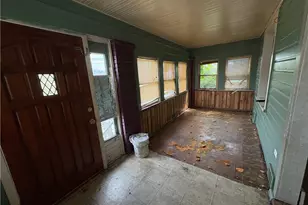 418 Virginia Ave, Rochester, PA 15074 - Photo 2