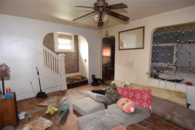 418 Virginia Ave, Rochester, PA 15074 - Photo 6