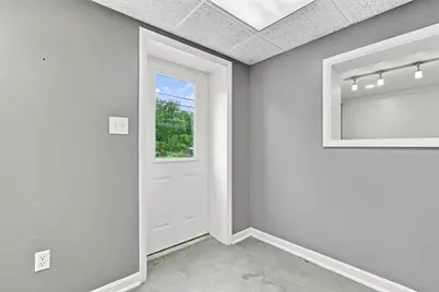 5761 Library Rd, Bethel Park, PA 15102 - Photo 2