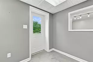 5761 Library Rd, Bethel Park, PA 15102 - Photo 8