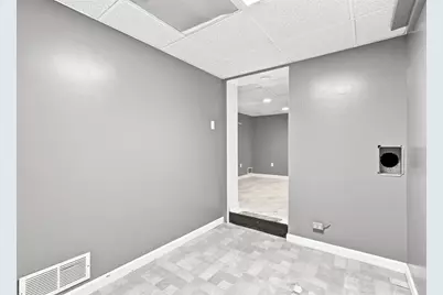 5761 Library Rd, Bethel Park, PA 15102 - Photo 18