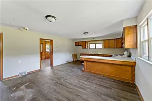 2443 Race Track Rd, New Stanton, PA 15672 - Photo 8