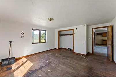 2443 Racetrack Rd, New Stanton, PA 15672 - Photo 14