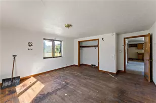 2443 Race Track Rd, New Stanton, PA 15672 - Photo 14