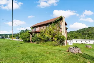2443 Race Track Rd, New Stanton, PA 15672 - Photo 32
