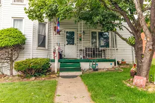 641 W Newton St, Greensburg, PA 15601 - Photo 2