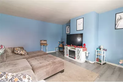 641 W Newton St, Greensburg, PA 15601 - Photo 8