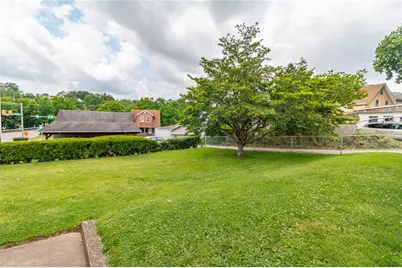 641 W Newton St, Greensburg, PA 15601 - Photo 26