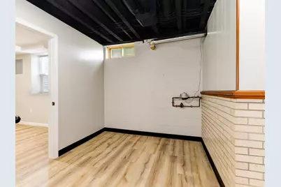 217 Edgewood Ave, Aliquippa, PA 15001 - Photo 40