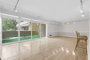 220 N Dithridge, Pittsburgh, PA 15213 - Photo 8