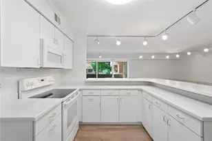 220 N Dithridge, Pittsburgh, PA 15213 - Photo 22