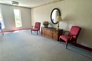 2160 Greentree Rd, Scott Township, PA 15220 - Photo 8