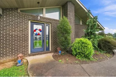 146 Shannon Rd, Connoquenessing Township, PA 16053 - Photo 2