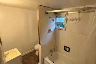 907 Walnut St, North Braddock, PA 15104 - Photo 20