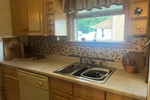1309 Wade Street St, Aliquippa, PA 15001 - Photo 10
