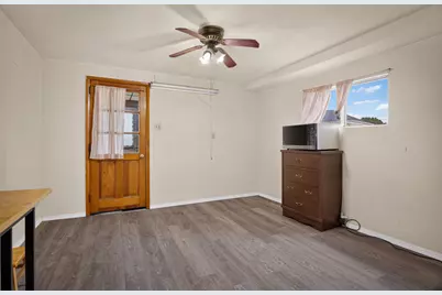 934 8th Avenue, Brackenridge, PA 15014 - Photo 16
