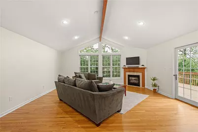 194 Parkridge Lane, Pittsburgh, PA 15228 - Photo 8