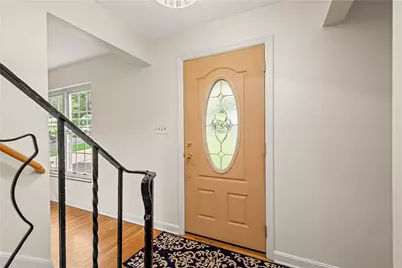 194 Parkridge Lane, Pittsburgh, PA 15228 - Photo 18