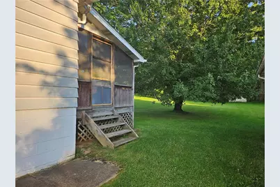 617 New Castle Rd, Slippery Rock, PA 16057 - Photo 6