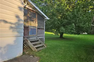 617 New Castle Rd, Slippery Rock, PA 16057 - Photo 6