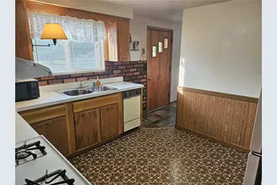 617 New Castle Rd, Slippery Rock, PA 16057 - Photo 12