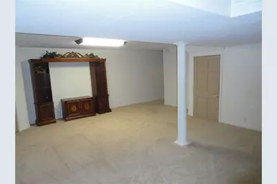 104 Spring Ridge Drive, Center Township, PA 16001 - Photo 32
