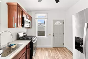 6926 Bishop St, Pittsburgh, PA 15206 - Photo 12
