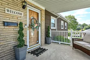 717 June Lee St, Ellwood City, PA 16117 - Photo 4