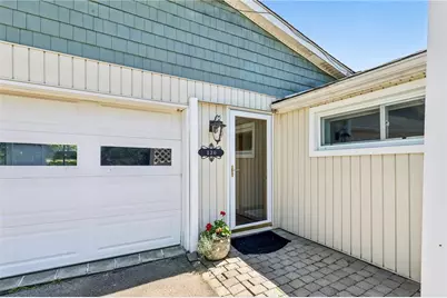 120 Lakeview, Franklin Township, PA 16123 - Photo 4