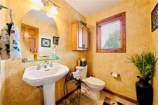 760 Westminster Dr, North Huntingdon, PA 15642 - Photo 10