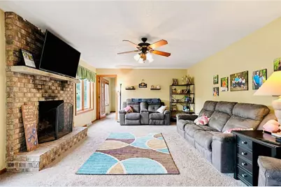 760 Westminster Dr, North Huntingdon, PA 15642 - Photo 8