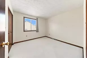 701 Forest Edge Ct, Pittsburgh, PA 15090 - Photo 18